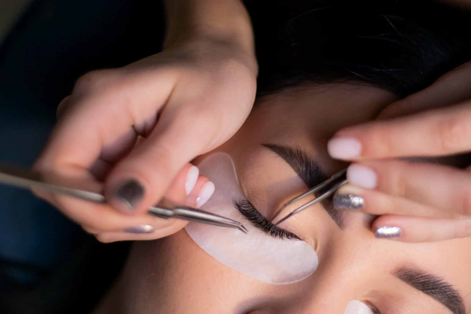 Sublimez votre regard à Ancenis avec nos soins cils et sourcils